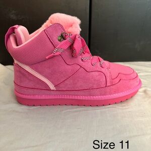 Vibrant Pink Women's Fur Like Sneakers NEW IN BOX Size 11